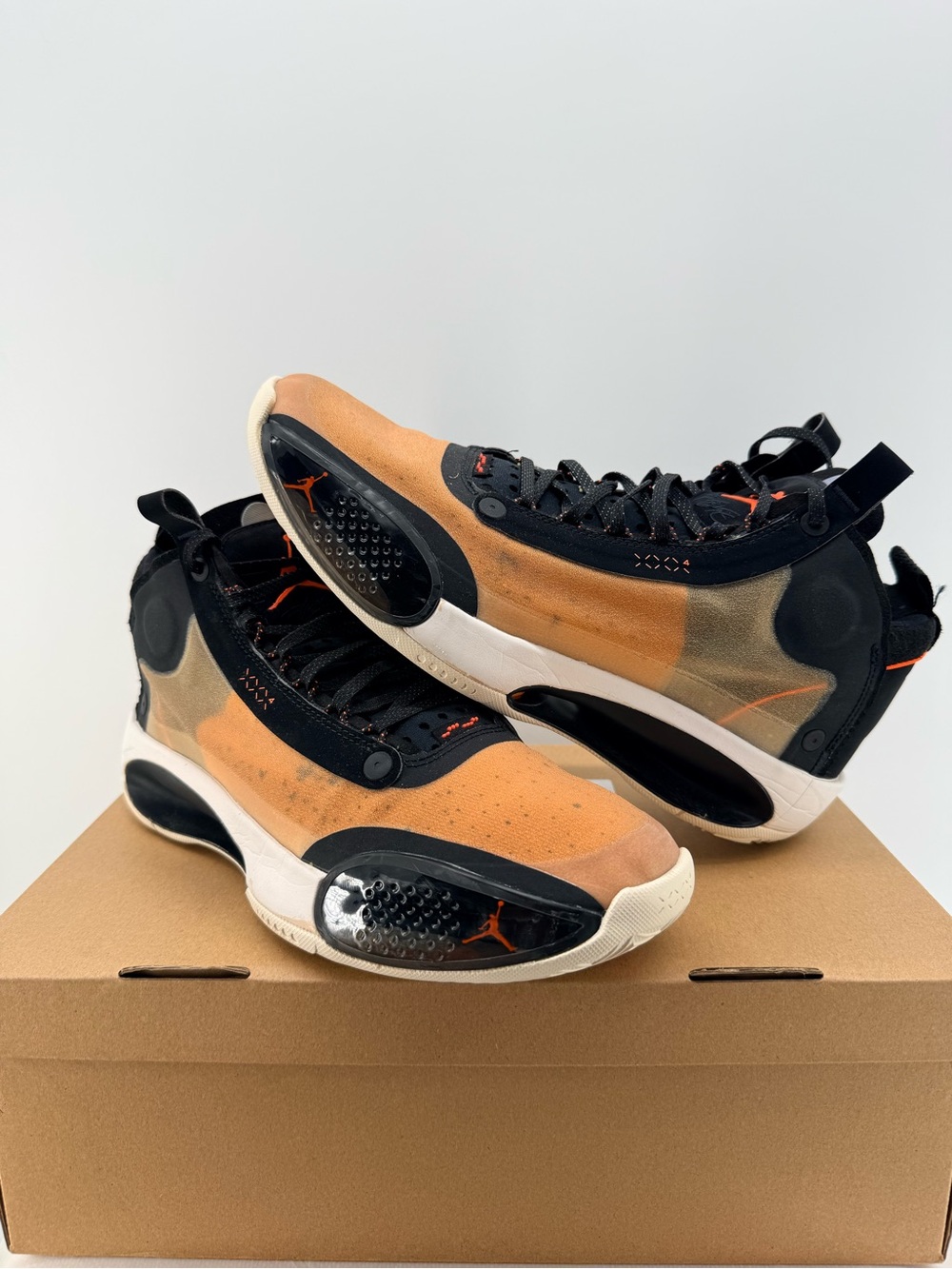Jordan 34 Amber Rise size 10.5M